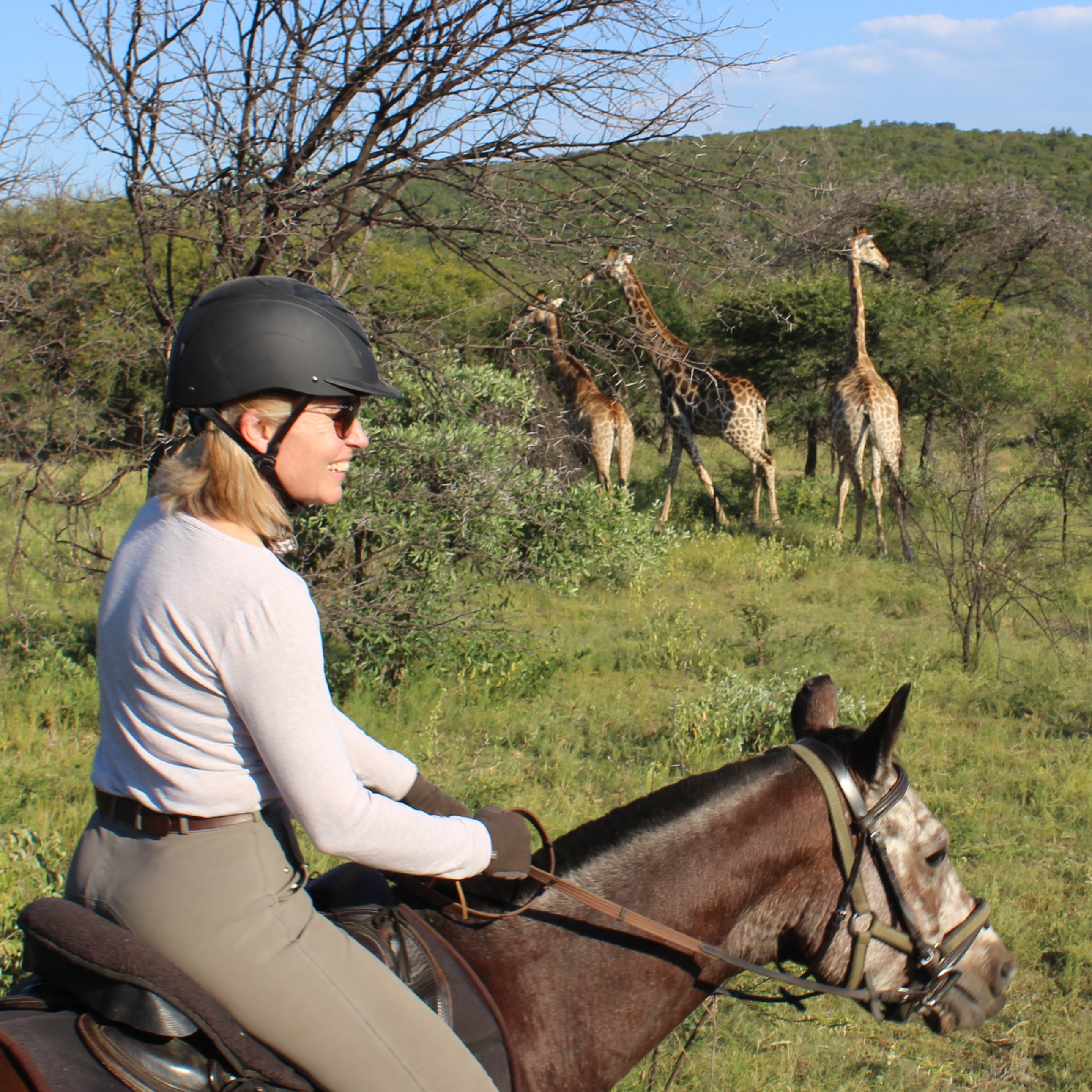 TWT Ride 2018 - DAY 1 Sarah with giraffe.jpg